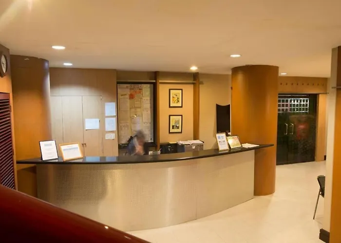 Hotel Vista Recto 2*