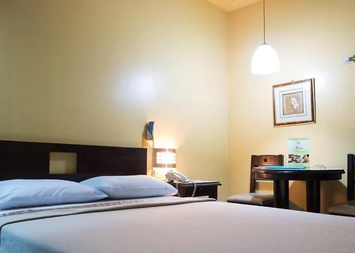 Hotel Vista Recto Manila