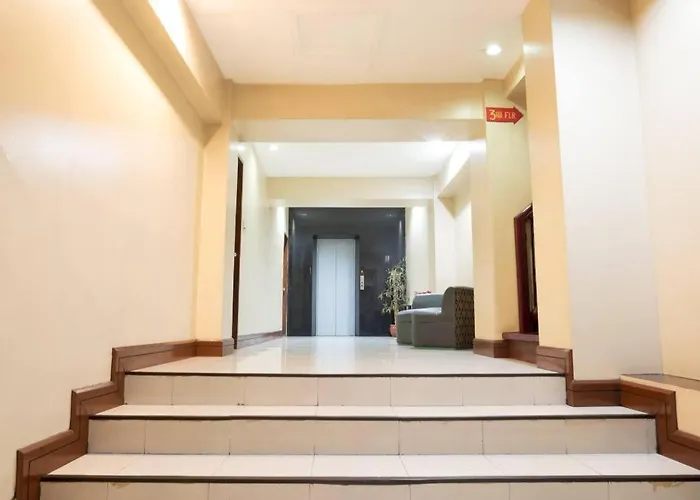 Vista Recto Hotel 2*